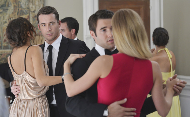 Barry Sloane  pic #894529