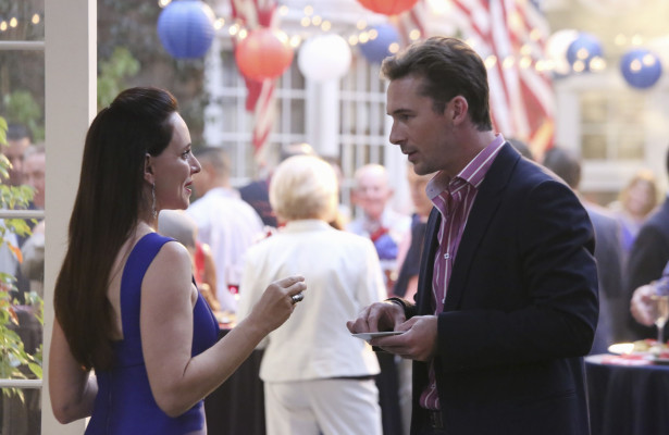 Barry Sloane  pic #875398