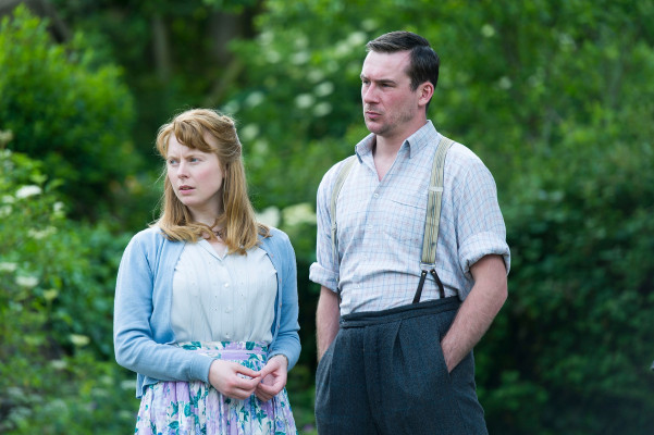 Barry Sloane - Father Brown (2013) 1x01 &#039;The Hammer of God&#039;