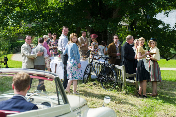 Barry Sloane - Father Brown (2013) 1x01 &#039;The Hammer of God&#039;
