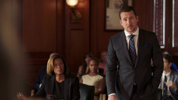 Barry Sloane - Bluff City Law (2019) 1x03 &#039;25 Years to Life&#039;