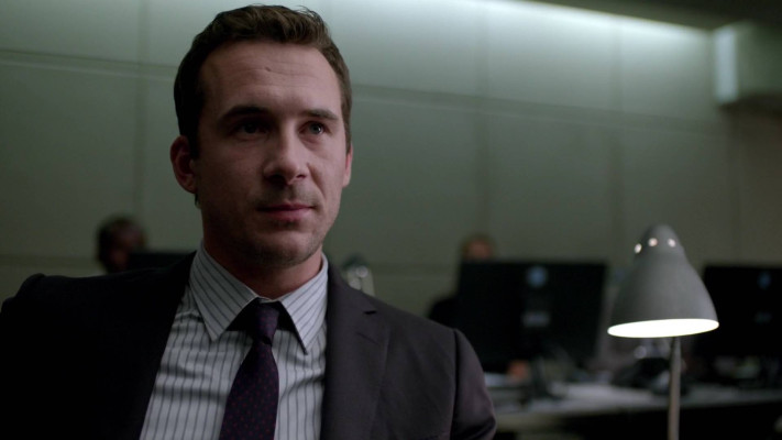 Barry Sloane - The Whispers (2015) 1x05 &#039;What Lies Beneath&#039;