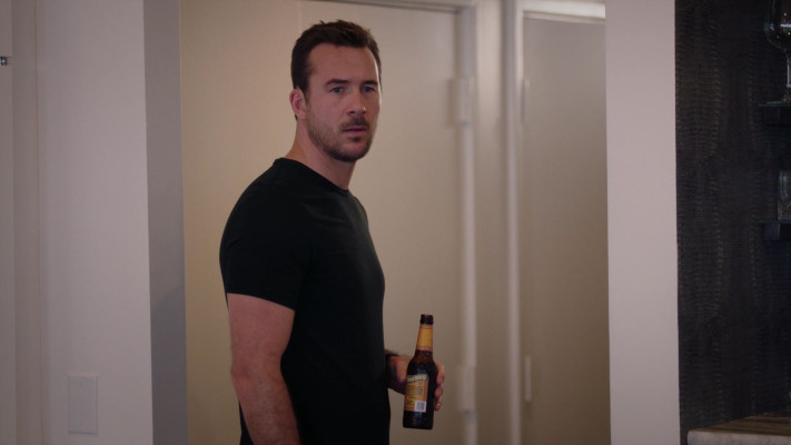 Barry Sloane - Bluff City Law (2019) 1x07 &#039;American Epidemic&#039;