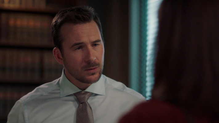 Barry Sloane - Bluff City Law (2019) 1x07 &#039;American Epidemic&#039;