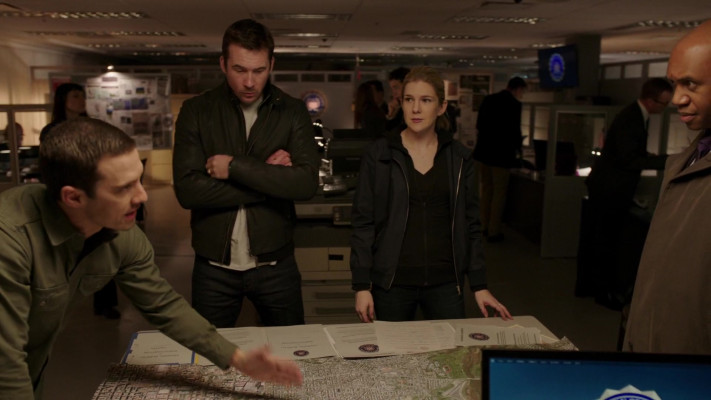 Barry Sloane - The Whispers (2015) 1x13 &#039;Game Over&#039;