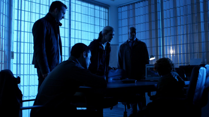 Barry Sloane - The Whispers (2015) 1x13 &#039;Game Over&#039;