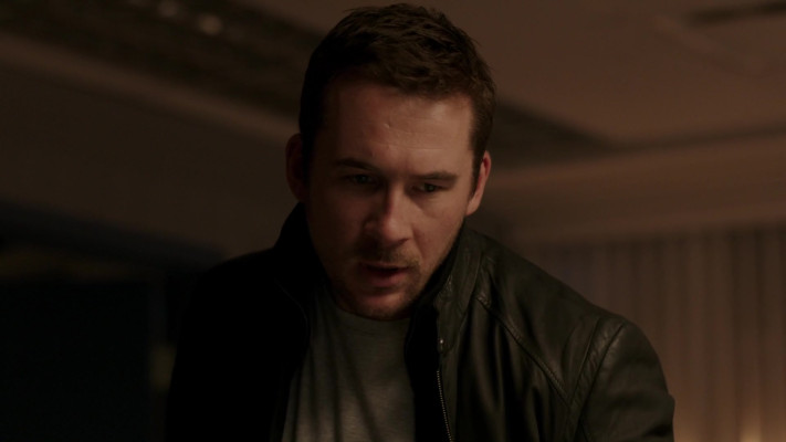Barry Sloane - The Whispers (2015) 1x13 &#039;Game Over&#039;