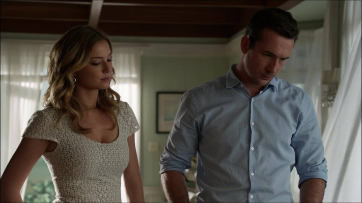 Barry Sloane - Revenge (2012) 2x09 &#039;Revelations&#039;