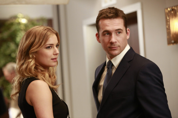 Barry Sloane - Revenge (2012) 2x09 &#039;Revelations&#039;