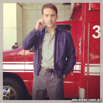 Barry Sloane - Revenge (2014) 3x11 &#039;Homecoming&#039;