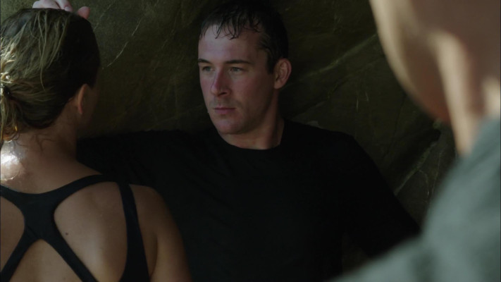 Barry Sloane - Revenge (2012) 2x01 &#039;Destiny&#039;