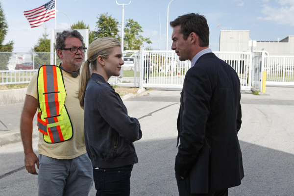 Barry Sloane - The Whispers (2015)