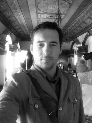 Barry Sloane - Shooting an Elephant (2016)