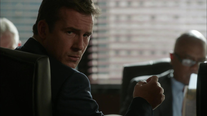 Barry Sloane - Revenge (2012) 2x02 &#039;Resurrection&#039;