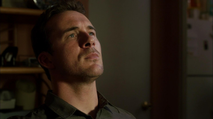 Barry Sloane - Revenge (2012) 2x04 &#039;Intuition&#039;