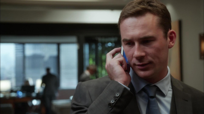 Barry Sloane - Revenge (2012) 2x06 &#039;Illusion&#039;