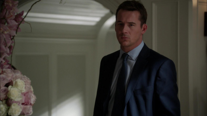 Barry Sloane - Revenge (2012) 2x07 &#039;Penance&#039;