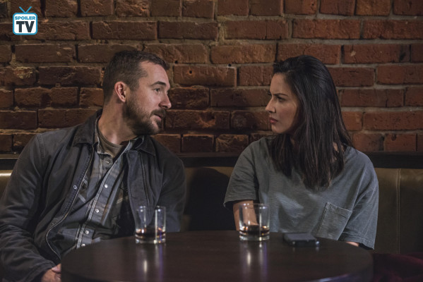 Barry Sloane - Six (2018) 2x08 &#039;Scorpions in a Bottle&#039;