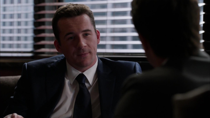 Barry Sloane - Revenge (2013) 2x15 &#039;Retribution&#039;