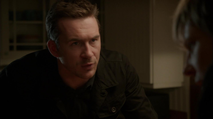 Barry Sloane - Revenge (2013) 2x15 &#039;Retribution&#039;