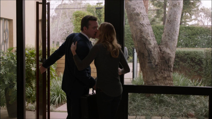 Barry Sloane - Revenge (2013) 2x16 &#039;Illumination&#039;