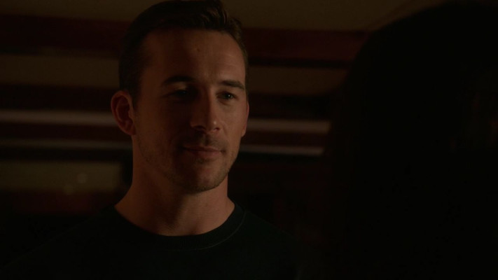 Barry Sloane - Revenge (2013) 3x02 &#039;Sin&#039;
