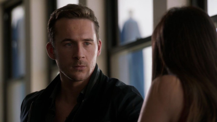 Barry Sloane - Revenge (2013) 3x03 &#039;Confession&#039;