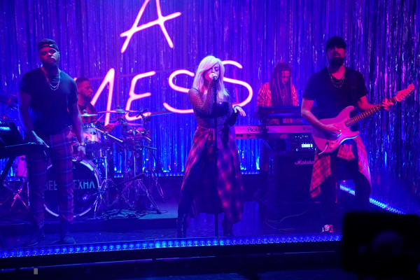 Bebe Rexha - Late Night with Seth Meyers in New York 09/06/2018