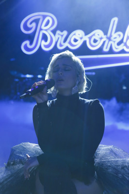 Bebe Rexha - Jimmy Kimmel Live in New York 10/18/2018