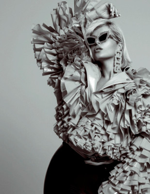 Bebe Rexha - Voir Magazine (2019)