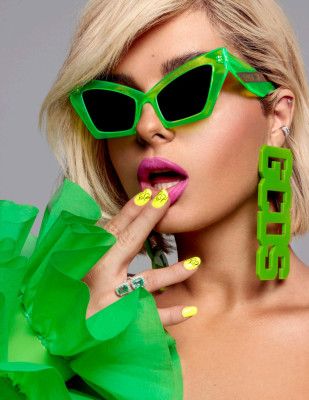 Bebe Rexha - Voir Magazine (2019)