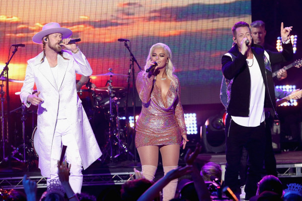 Bebe Rexha - Dick Clarks New Years Rockin Eve 2018 12/31/2017