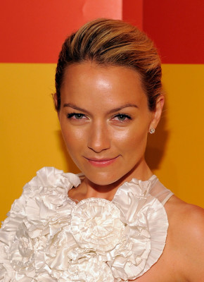 photo 26 in Becki Newton gallery [id211680] 2009-11-24 00:00:00