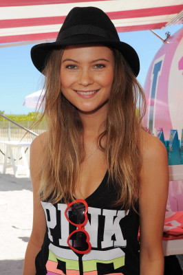 Behati Prinsloo pic #373487