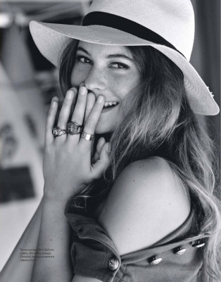 Behati Prinsloo pic #279500