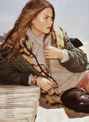 Behati Prinsloo pic #258765