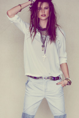 Behati Prinsloo pic #644443