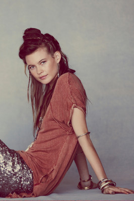 Behati Prinsloo pic #644677