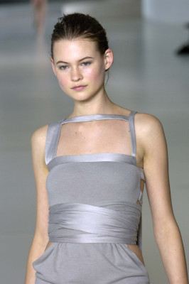 Behati Prinsloo pic #266902