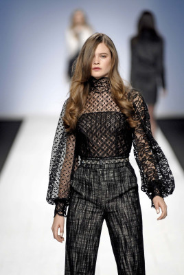 Behati Prinsloo pic #266906