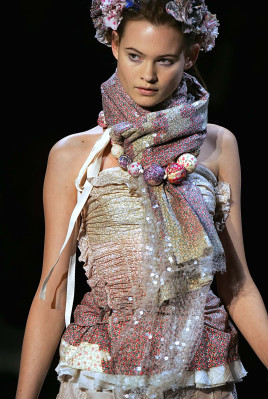 Behati Prinsloo pic #269393
