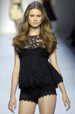 Behati Prinsloo pic #269391