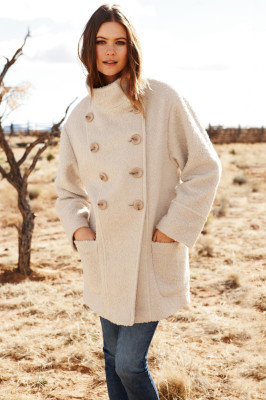 Behati Prinsloo pic #407859