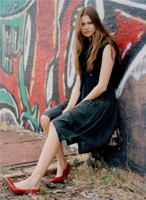 Behati Prinsloo pic #188195