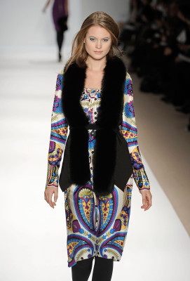 Behati Prinsloo pic #289229