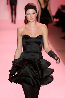 Behati Prinsloo pic #270280