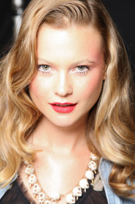 Behati Prinsloo pic #422642