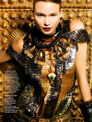 Behati Prinsloo pic #270286