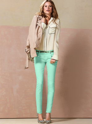 Behati Prinsloo pic #585391