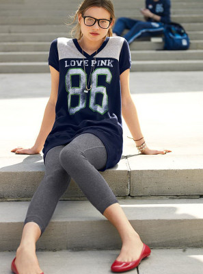 Behati Prinsloo pic #223132